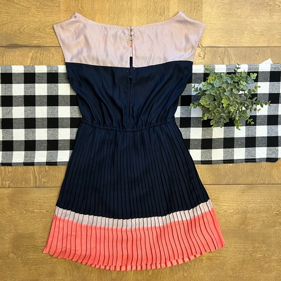 American Eagle Dress - Picture 2 of 5